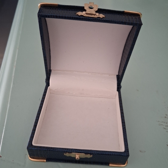 Trinket Box - Picture 4 of 5